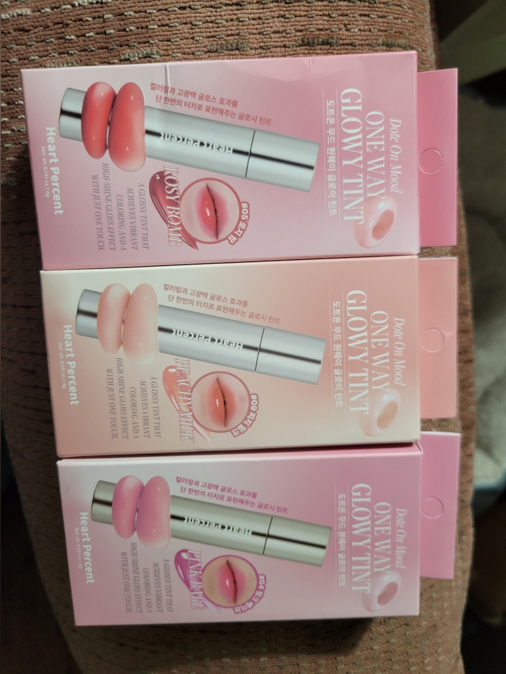 Heart Percent One Way Glowy Tint High Shine Gloss in Peachy Pink- NIB